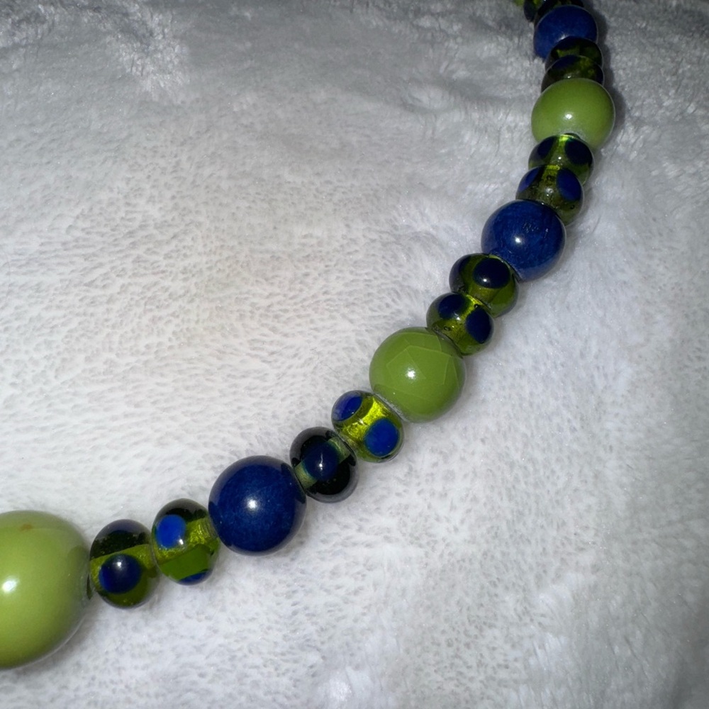 Elegant Blue and Green Beaded Necklace